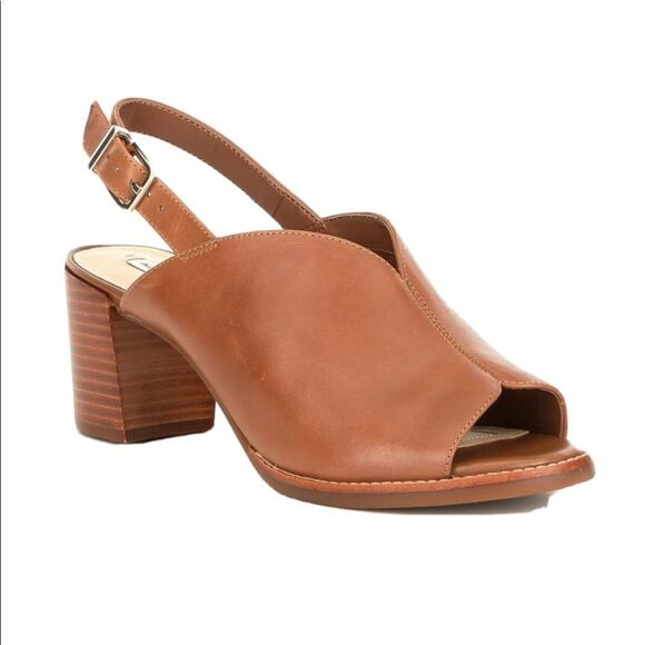 Alex Marie | Shoes | Alex Marie Samryn Peeptoeblockheelsandals | Poshmark